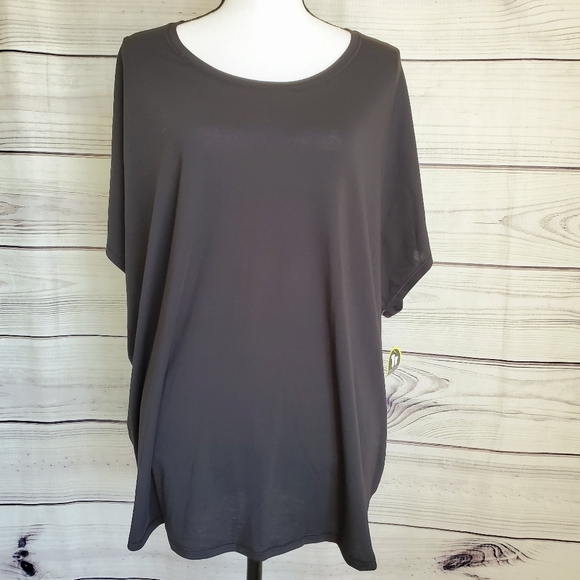 athletic tunic tee